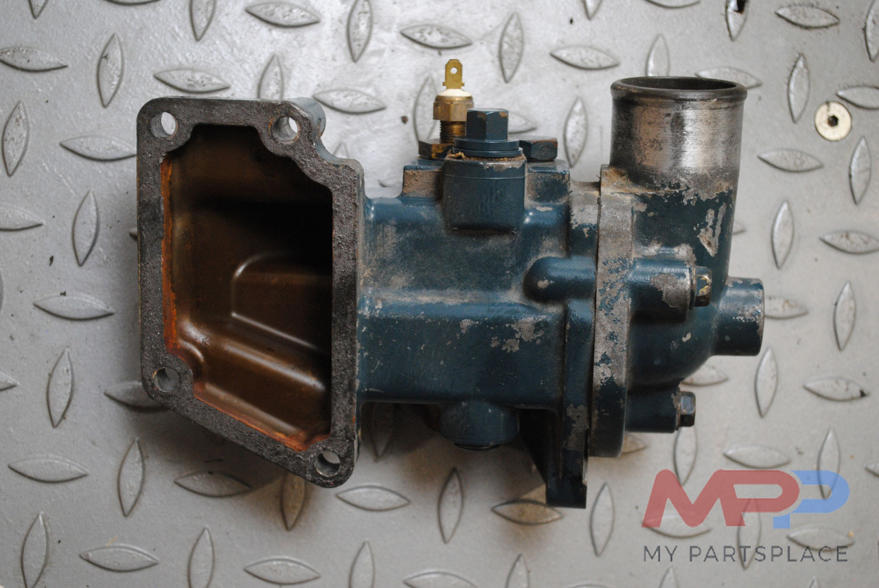 Kubota Thermostaatbehuizing Kubota V3600 - Термостат для Строительной техники: фото 2 Kubota Thermostaatbehuizing Kubota V3600 - Термостат для Строительной техники: фото 2