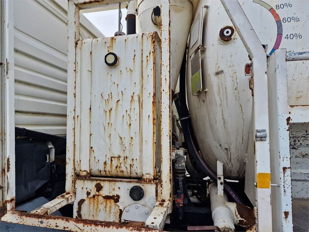 Ассенизатор MAN WUKO MORO KOMBI FOR CHANNEL CLEANING: фото 12 Ассенизатор MAN WUKO MORO KOMBI FOR CHANNEL CLEANING: фото 12