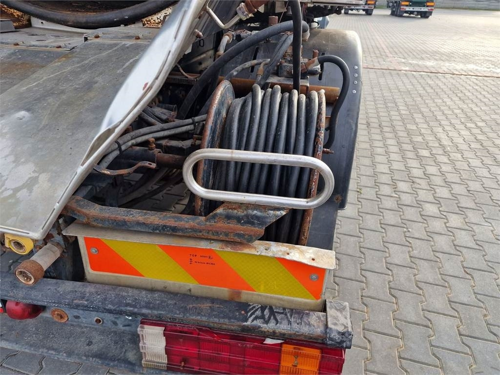 Ассенизатор MAN WUKO MORO KOMBI FOR CHANNEL CLEANING: фото 19 Ассенизатор MAN WUKO MORO KOMBI FOR CHANNEL CLEANING: фото 19