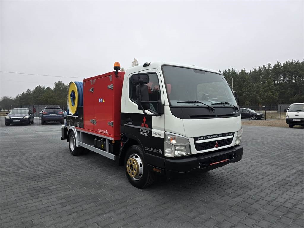 Mitsubishi RIONED COMBI WUKO - Ассенизатор: фото 2 Mitsubishi RIONED COMBI WUKO - Ассенизатор: фото 2
