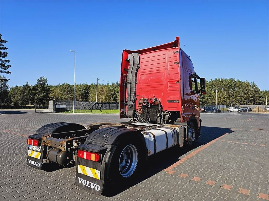 Volvo FH13 XXL MANUAL 420 EURO 5 2011 r MEGA LOW DECK - Тягач: фото 5 Volvo FH13 XXL MANUAL 420 EURO 5 2011 r MEGA LOW DECK - Тягач: фото 5
