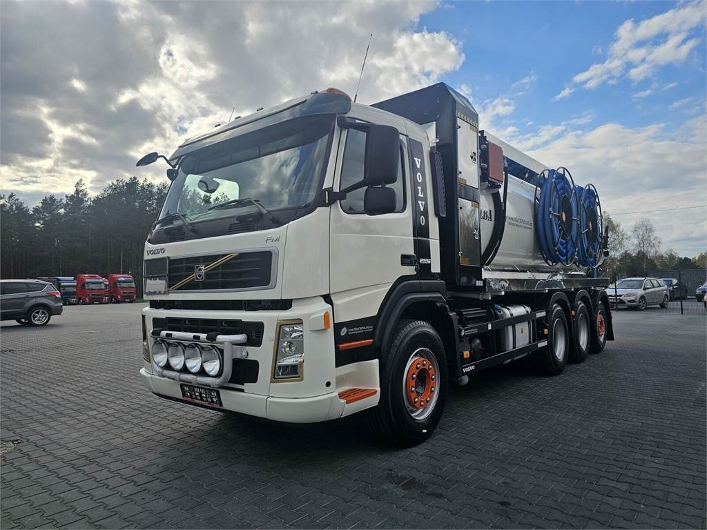 Volvo WUKO ADR ROLBA FOR CLEANING CHANNELS COMBI - Ассенизатор: фото 4 Volvo WUKO ADR ROLBA FOR CLEANING CHANNELS COMBI - Ассенизатор: фото 4