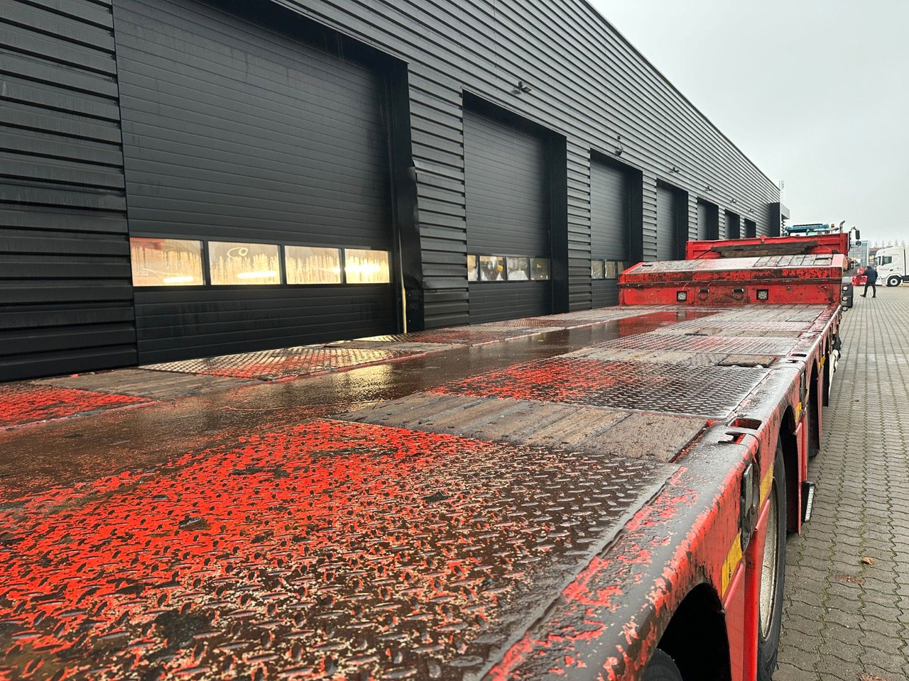 Kässbohrer 4 achs tieflader / ausziehbar - Низкорамный полуприцеп: фото 4 Kässbohrer 4 achs tieflader / ausziehbar - Низкорамный полуприцеп: фото 4