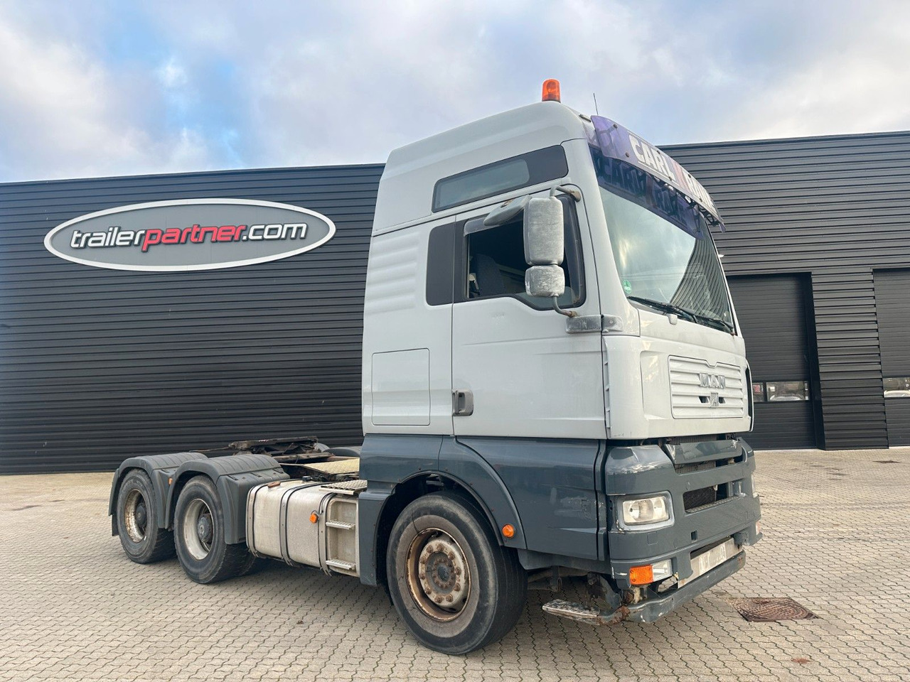 MAN TGA 26.530 6x4 / 120 T - Тягач: фото 1 MAN TGA 26.530 6x4 / 120 T - Тягач: фото 1