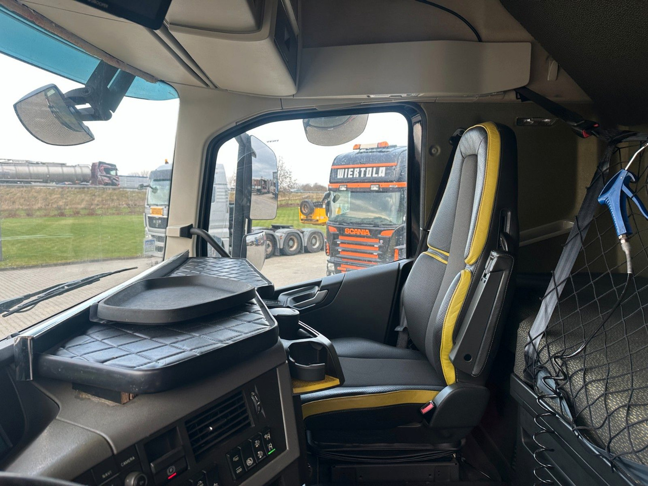 Тягач Volvo FH16 750 8x4 250 to.: фото 12 Тягач Volvo FH16 750 8x4 250 to.: фото 12