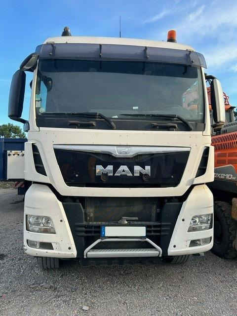 MAN TGX 33.560 - Тягач: фото 3 MAN TGX 33.560 - Тягач: фото 3