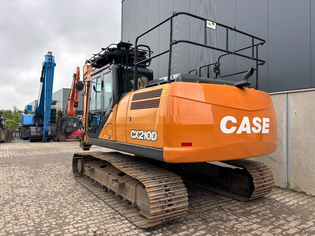 Case CX 210 D - Гусеничный экскаватор: фото 3 Case CX 210 D - Гусеничный экскаватор: фото 3