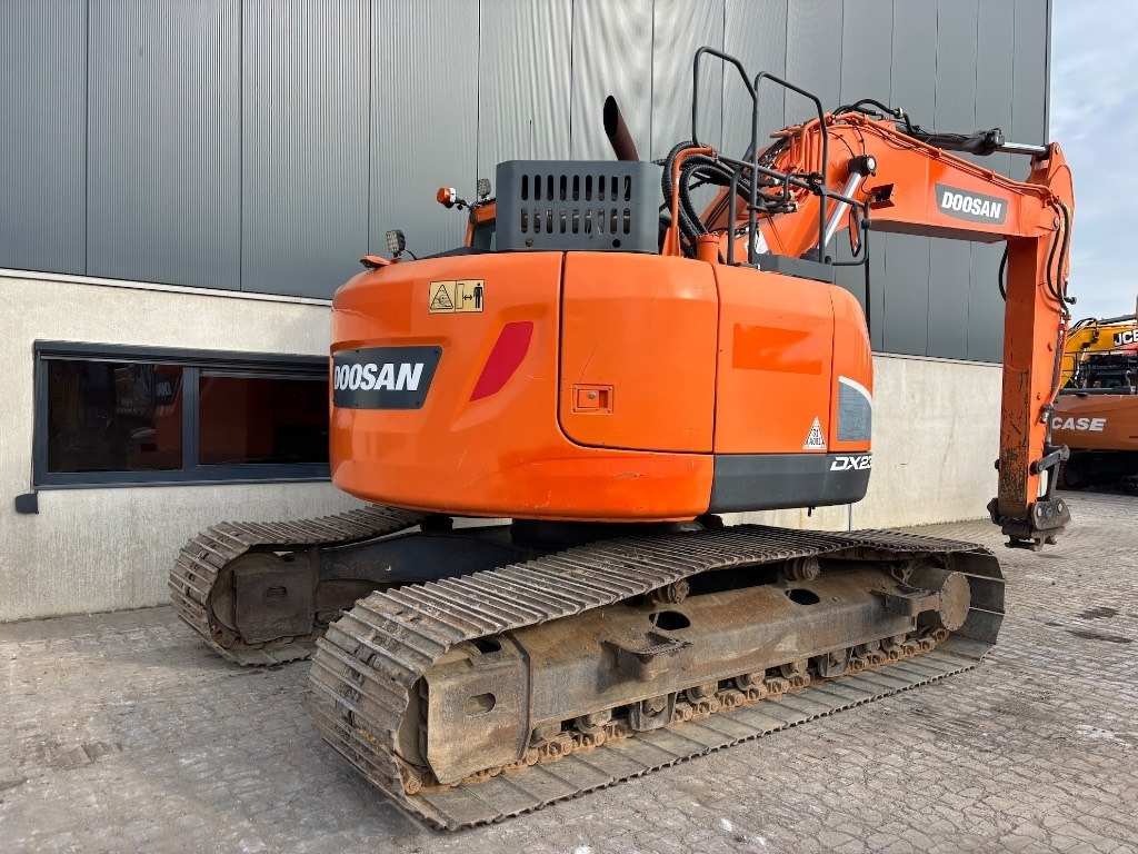 Doosan DX 235 LCR-5 - DX235 - DX235LCR - 235 - Гусеничный экскаватор: фото 5 Doosan DX 235 LCR-5 - DX235 - DX235LCR - 235 - Гусеничный экскаватор: фото 5