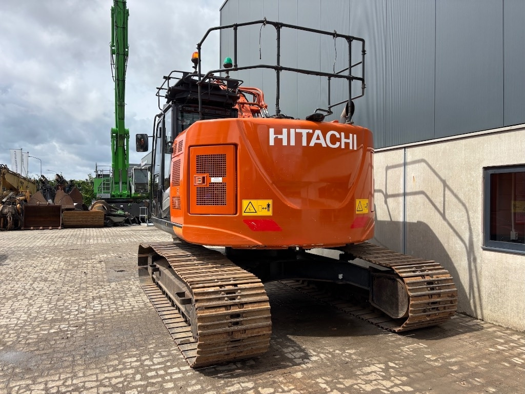 Hitachi ZX 225 US LC-6 - ZX225USLC - ZX 225 USLC - Гусеничный экскаватор: фото 4 Hitachi ZX 225 US LC-6 - ZX225USLC - ZX 225 USLC - Гусеничный экскаватор: фото 4