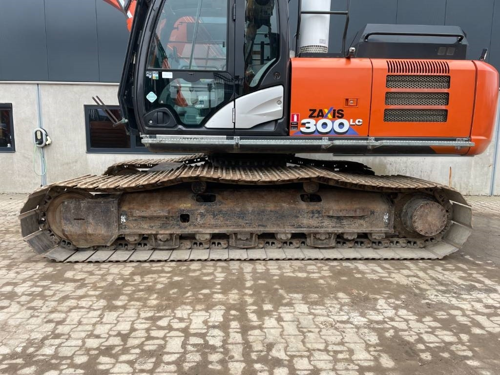 Hitachi ZX 300 LC-6 -- ZX300 LC-6 - Гусеничный экскаватор: фото 5 Hitachi ZX 300 LC-6 -- ZX300 LC-6 - Гусеничный экскаватор: фото 5