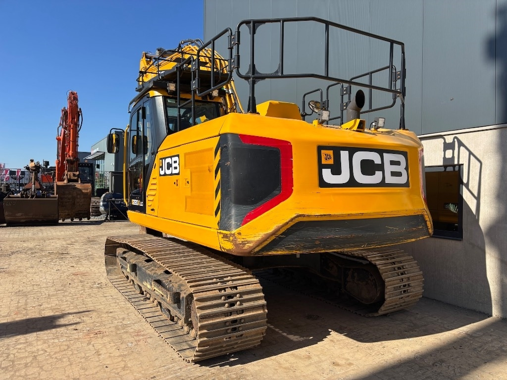 JCB 220 XL 4F -- 220X LC -- 220 X LC - 220 - Гусеничный экскаватор: фото 4 JCB 220 XL 4F -- 220X LC -- 220 X LC - 220 - Гусеничный экскаватор: фото 4