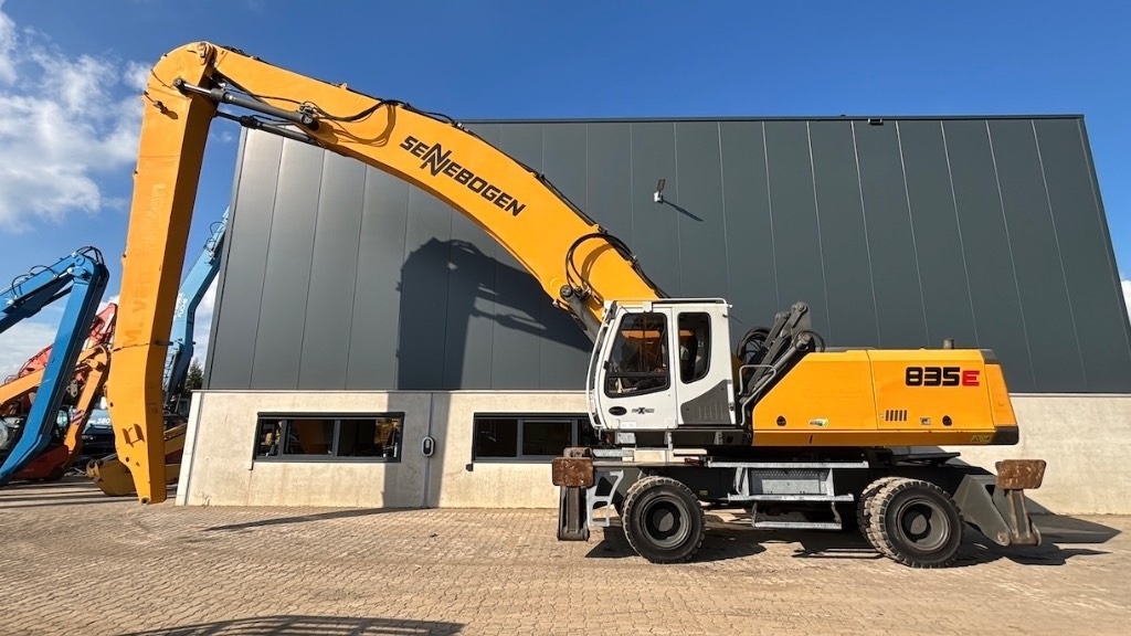 Sennebogen 835 - 835M - 835E - 835 E - Перегружатель: фото 3 Sennebogen 835 - 835M - 835E - 835 E - Перегружатель: фото 3