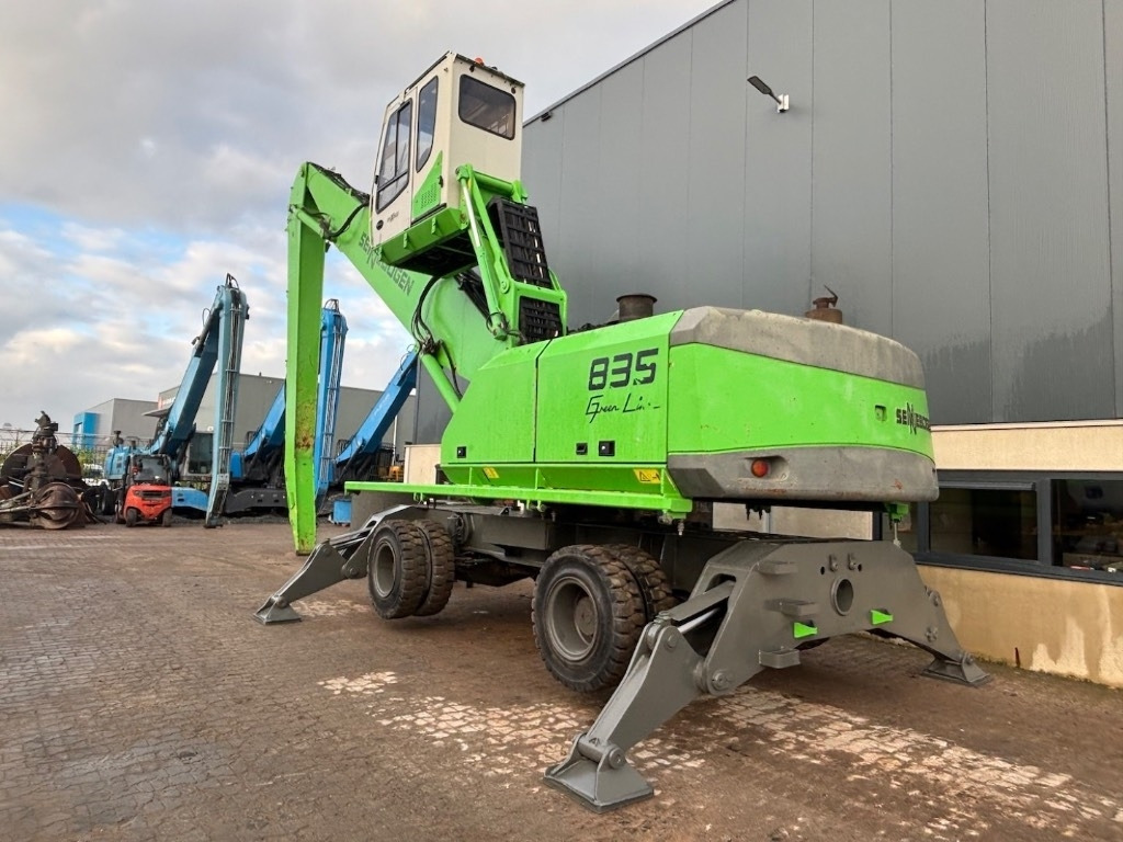 Sennebogen 835 - 835M - with 1.5M Pylon and new engine - Перегружатель: фото 3 Sennebogen 835 - 835M - with 1.5M Pylon and new engine - Перегружатель: фото 3