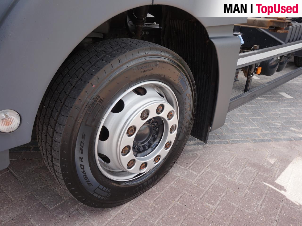 MAN TGX 26.510 6X2-4 LL / BDF / Lift-Axle / Euro 6 - Грузовик-контейнеровоз/ Сменный кузов: фото 4 MAN TGX 26.510 6X2-4 LL / BDF / Lift-Axle / Euro 6 - Грузовик-контейнеровоз/ Сменный кузов: фото 4