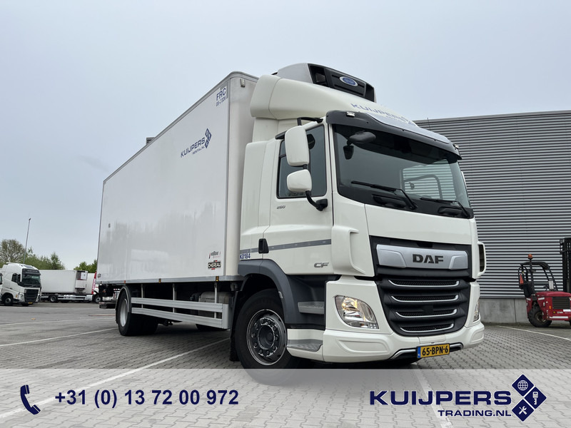 DAF CF 260 FA / Carrier Koeler - 30 gr / Chereau Frigobox / Laadklep 2000 kg - Рефрижератор: фото 1 DAF CF 260 FA / Carrier Koeler - 30 gr / Chereau Frigobox / Laadklep 2000 kg - Рефрижератор: фото 1