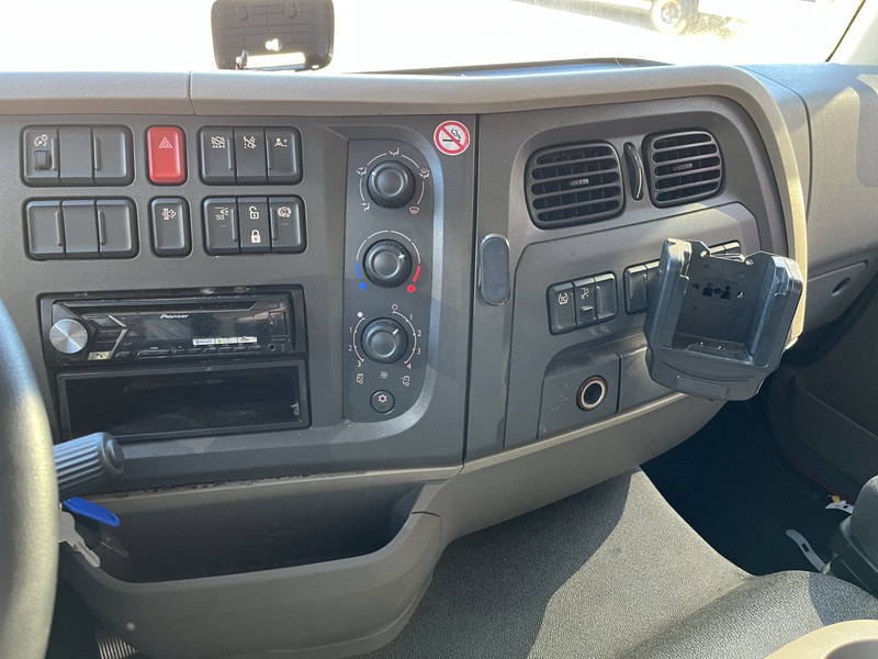 DAF LF 210 FA / 12 Ton / 416 dkm / Koffer / LBW / NL LKW - Грузовик с закрытым кузовом: фото 5 DAF LF 210 FA / 12 Ton / 416 dkm / Koffer / LBW / NL LKW - Грузовик с закрытым кузовом: фото 5