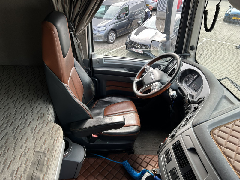 DAF XF 440 FAN SSC / Hiab Hook 21 Ton / 557 dkm / 9 Ton Front Axle - Крюковой мультилифт, Автоманипулятор: фото 4 DAF XF 440 FAN SSC / Hiab Hook 21 Ton / 557 dkm / 9 Ton Front Axle - Крюковой мультилифт, Автоманипулятор: фото 4