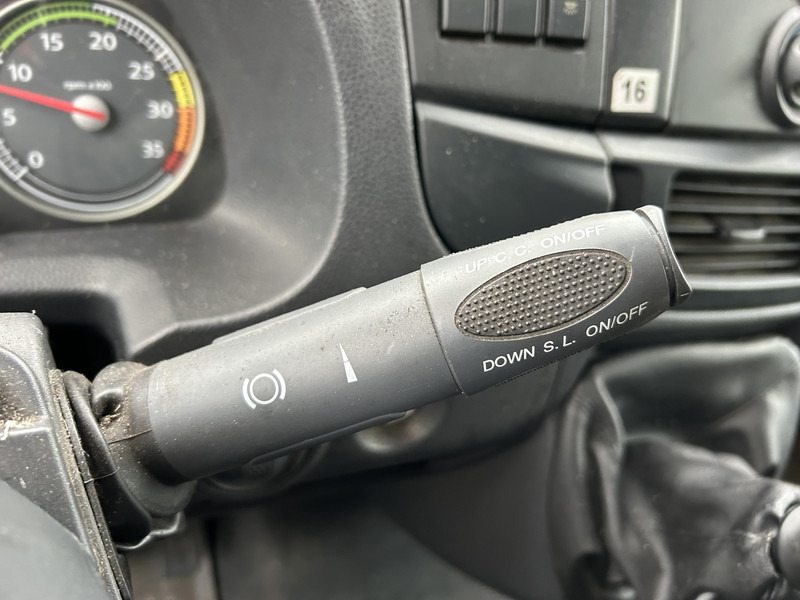 Iveco EuroCargo 180 / Motor Problem / Blad - Blad / Manual / Box / Loadlift - Грузовик с закрытым кузовом: фото 5 Iveco EuroCargo 180 / Motor Problem / Blad - Blad / Manual / Box / Loadlift - Грузовик с закрытым кузовом: фото 5