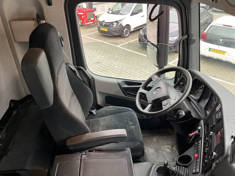 Mercedes-Benz Antos 1824 / 729 dkm / Box 8.3 mtr / Loadlift - Грузовик с закрытым кузовом: фото 3 Mercedes-Benz Antos 1824 / 729 dkm / Box 8.3 mtr / Loadlift - Грузовик с закрытым кузовом: фото 3