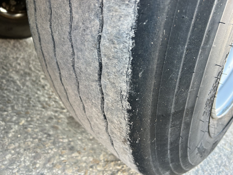 Тентованный полуприцеп Pacton T3-011 / Curtainside Trailer / SAF Drum / APK TUV 03-26: фото 7 Тентованный полуприцеп Pacton T3-011 / Curtainside Trailer / SAF Drum / APK TUV 03-26: фото 7