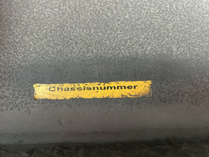 Тентованный полуприцеп Pacton T3-011 / Curtainside Trailer / SAF Drum / APK TUV 03-26: фото 15 Тентованный полуприцеп Pacton T3-011 / Curtainside Trailer / SAF Drum / APK TUV 03-26: фото 15