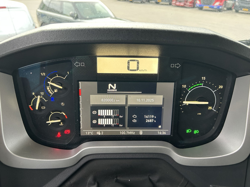 Renault T 380 Comfort / 820 dkm / Curtainside / Loadlift / APK TUV 02-26 - Тентованный грузовик: фото 4 Renault T 380 Comfort / 820 dkm / Curtainside / Loadlift / APK TUV 02-26 - Тентованный грузовик: фото 4