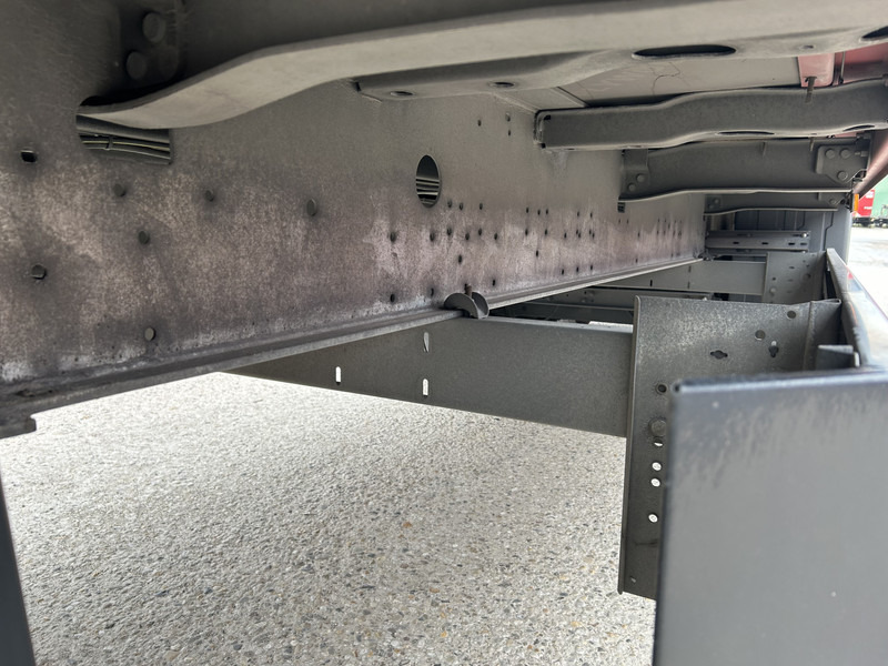 Schmitz Cargobull SCB S3B / Box Trailer / 2x Liftas / APK TUV 10-26 - Полуприцеп-фургон: фото 5 Schmitz Cargobull SCB S3B / Box Trailer / 2x Liftas / APK TUV 10-26 - Полуприцеп-фургон: фото 5