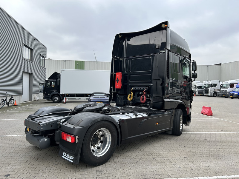 DAF XF 460 FT SSC / Retarder / 798 dkm / 2 Tanks / Stand Airco / Alcoa Wheels - Тягач: фото 2 DAF XF 460 FT SSC / Retarder / 798 dkm / 2 Tanks / Stand Airco / Alcoa Wheels - Тягач: фото 2