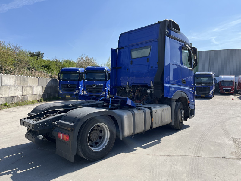 Mercedes-Benz Actros 1842 Streamspace / 871 dkm / 2 Tanks / NL Truck - Тягач: фото 2 Mercedes-Benz Actros 1842 Streamspace / 871 dkm / 2 Tanks / NL Truck - Тягач: фото 2