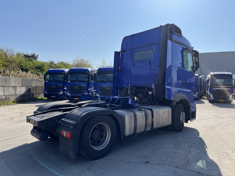 Mercedes-Benz Actros 1842 Streamspace / 945 dkm / 2 Tanks / NL Truck / 6x in stock - Тягач: фото 2 Mercedes-Benz Actros 1842 Streamspace / 945 dkm / 2 Tanks / NL Truck / 6x in stock - Тягач: фото 2