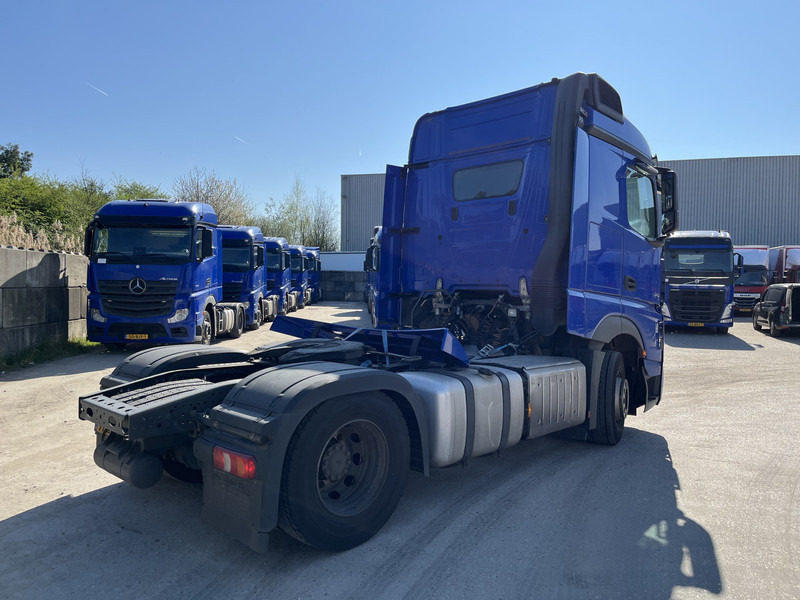 Mercedes-Benz Actros 1842 Streamspace / 945 dkm / 2 Tanks / NL Truck - Тягач: фото 2 Mercedes-Benz Actros 1842 Streamspace / 945 dkm / 2 Tanks / NL Truck - Тягач: фото 2