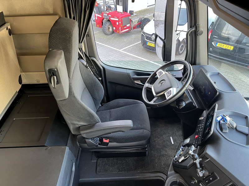 Mercedes-Benz Actros L 1845 Gigaspace / 2 Tanks / Stand Klima / NL Truck - Тягач: фото 3 Mercedes-Benz Actros L 1845 Gigaspace / 2 Tanks / Stand Klima / NL Truck - Тягач: фото 3
