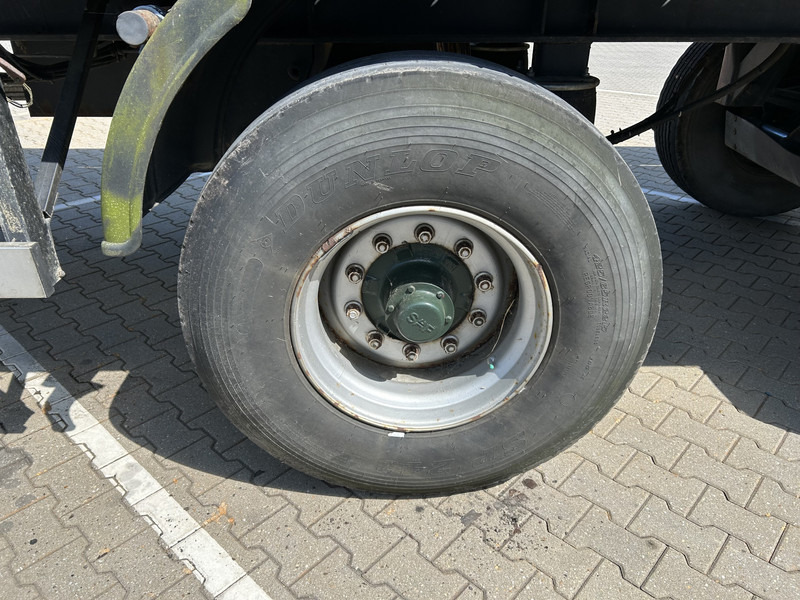 Vogelzang V02 17 30 / Heavy Duty Chassis / 3 axle 10 Ton / Hiab Crane Defect - Полуприцеп бортовой/ Платформа: фото 5 Vogelzang V02 17 30 / Heavy Duty Chassis / 3 axle 10 Ton / Hiab Crane Defect - Полуприцеп бортовой/ Платформа: фото 5