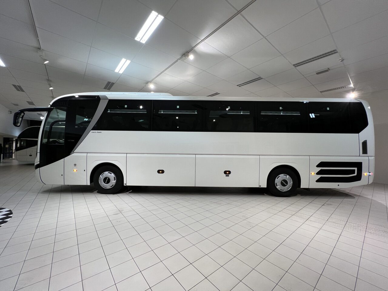 MAN Lions Coach R07 Euro 6E - Туристический автобус: фото 3 MAN Lions Coach R07 Euro 6E - Туристический автобус: фото 3