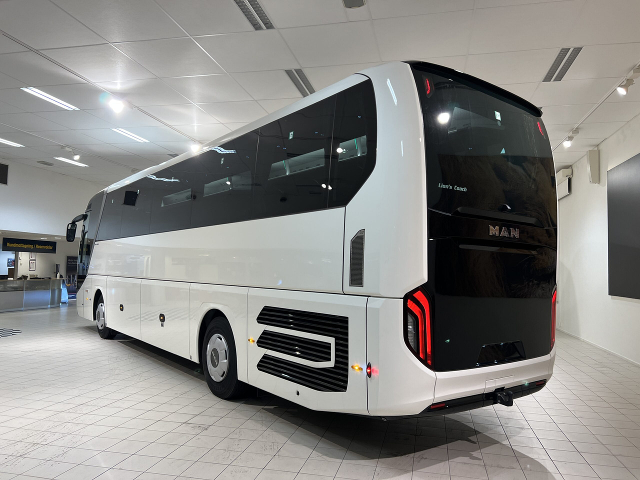 MAN Lions Coach R07 Euro 6E - Туристический автобус: фото 5 MAN Lions Coach R07 Euro 6E - Туристический автобус: фото 5