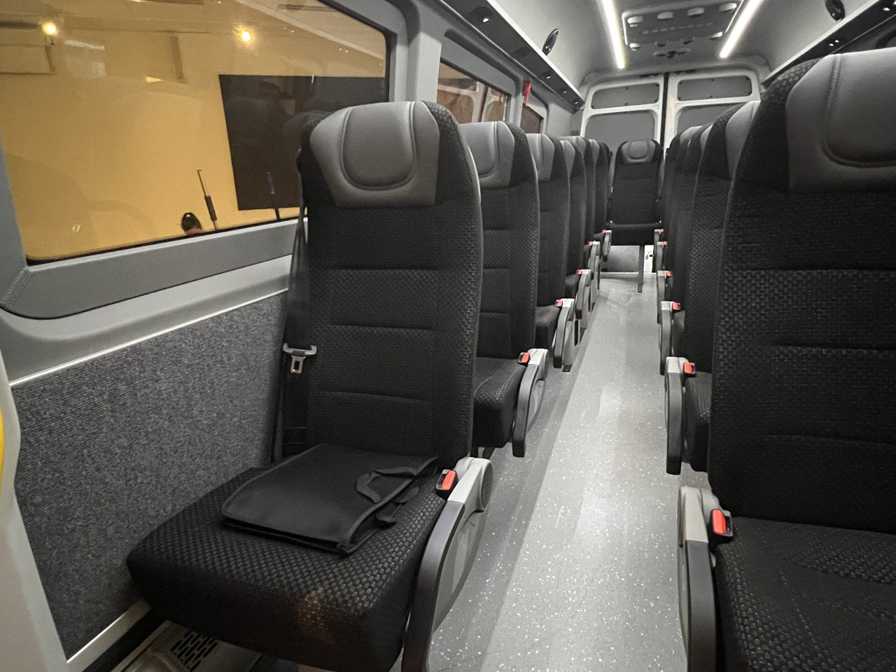 Микроавтобус, Пассажирский фургон MAN TGE 6.160 Intercity: фото 12