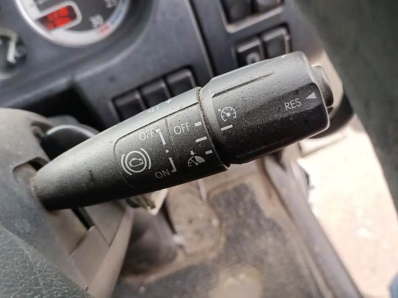 DAF CF 75 - Мусоровоз: фото 4 DAF CF 75 - Мусоровоз: фото 4