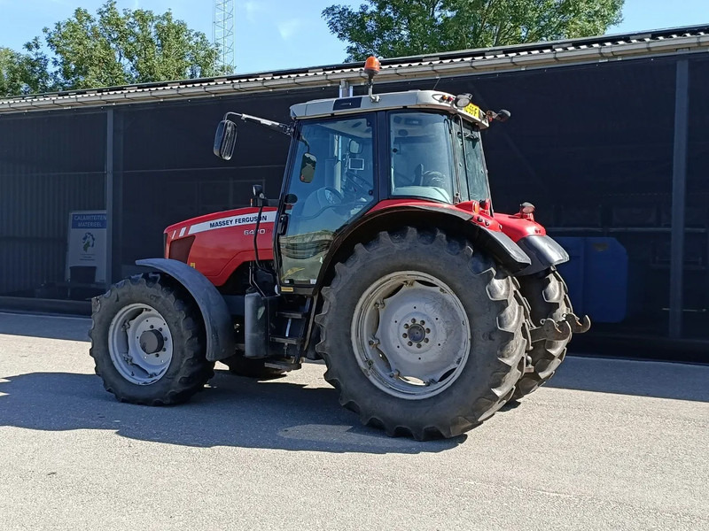 Massey Ferguson 6470 6470 Dyna-6 - Трактор: фото 2 Massey Ferguson 6470 6470 Dyna-6 - Трактор: фото 2