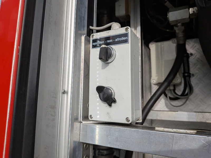 Mercedes-Benz NG 1626 V8 - Пожарная машина: фото 5 Mercedes-Benz NG 1626 V8 - Пожарная машина: фото 5