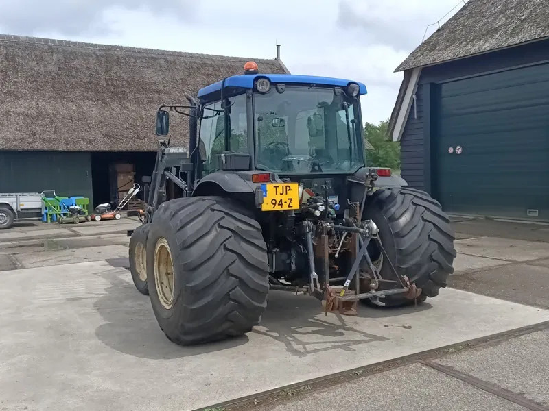 New Holland TN60DA TN60D met voorlader 520TL en vork - Трактор: фото 5 New Holland TN60DA TN60D met voorlader 520TL en vork - Трактор: фото 5