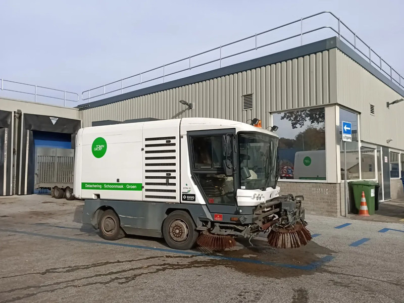 Ravo 540 - Подметально-уборочная машина: фото 3 Ravo 540 - Подметально-уборочная машина: фото 3