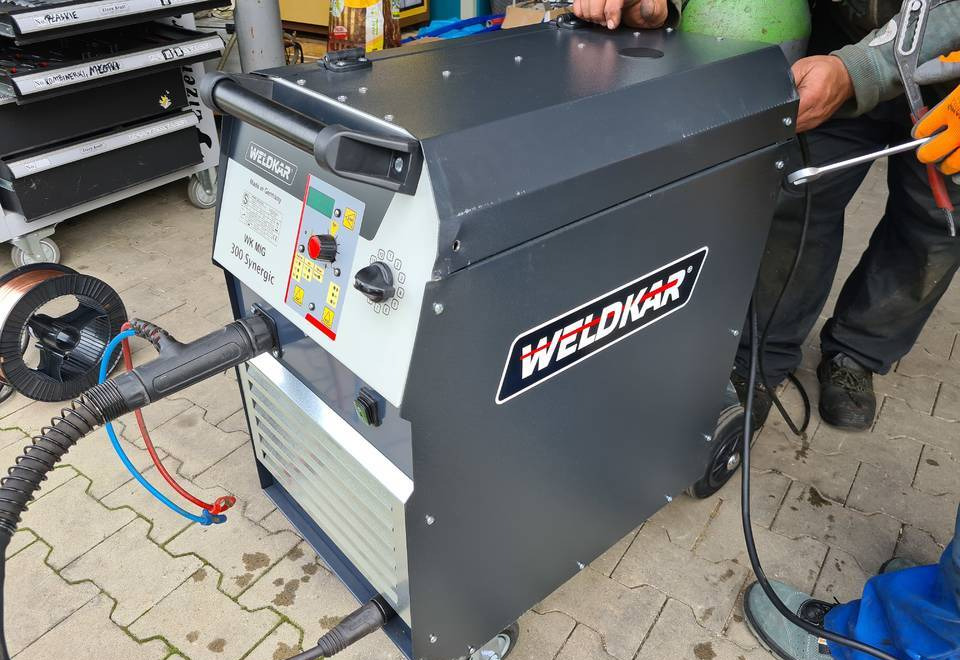 SPAWARKA MIG WELDKAR 300 Synergic 300A - Сварочное оборудование: фото 2 SPAWARKA MIG WELDKAR 300 Synergic 300A - Сварочное оборудование: фото 2
