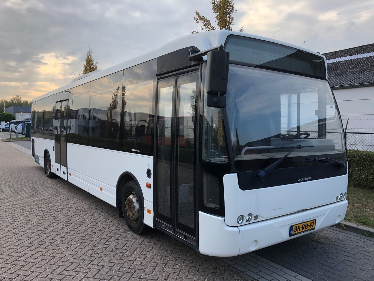 VDL Berkhof Ambassador 200, Euro 3 - Городской автобус: фото 1 VDL Berkhof Ambassador 200, Euro 3 - Городской автобус: фото 1