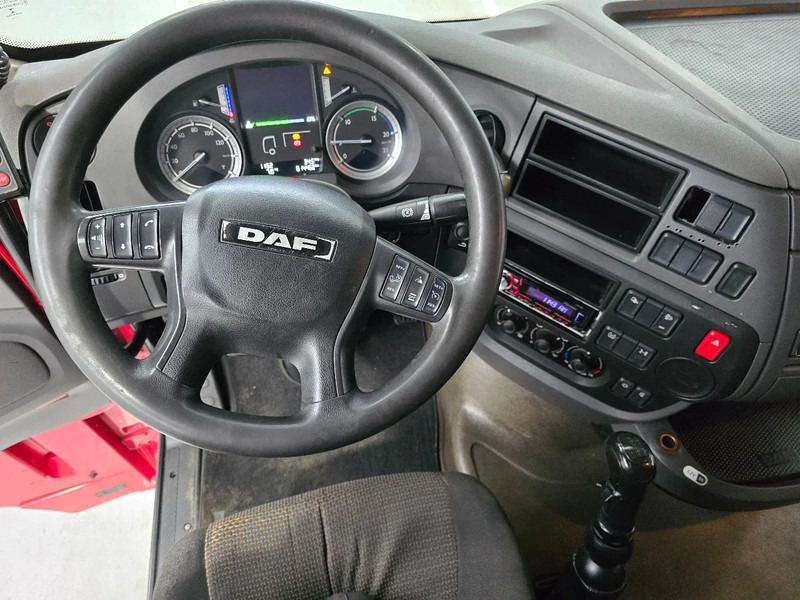 Тягач DAF XF 106.460 INTARDER / MANUEL / SPACECAB: фото 10
