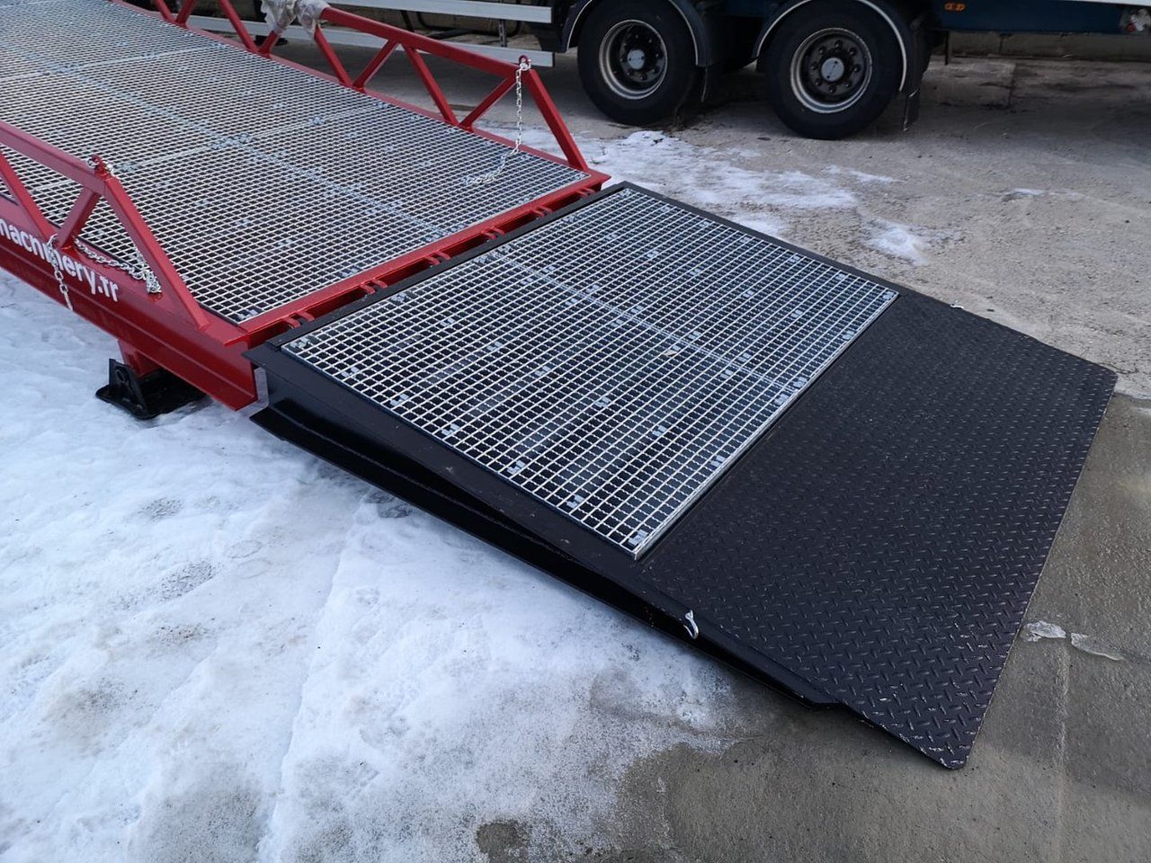 Новый Погрузочная рампа AZ RAMP STAR- 8T mobile loading ramp: фото 8