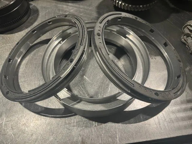Volvo Piston B2, B3 and cylinder, PT1560, 1860, 1660, 1562, 1862, 1760,1761, 1761A, 1563, 1863, 1509, 2519, 2529, - Коробка передач: фото 1 Volvo Piston B2, B3 and cylinder, PT1560, 1860, 1660, 1562, 1862, 1760,1761, 1761A, 1563, 1863, 1509, 2519, 2529, - Коробка передач: фото 1