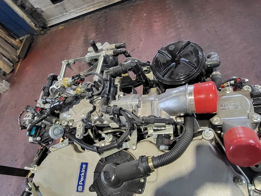 Новый Двигатель для Грузовиков Perkins 1204E-E44TA: фото 10 Новый Двигатель для Грузовиков Perkins 1204E-E44TA: фото 10