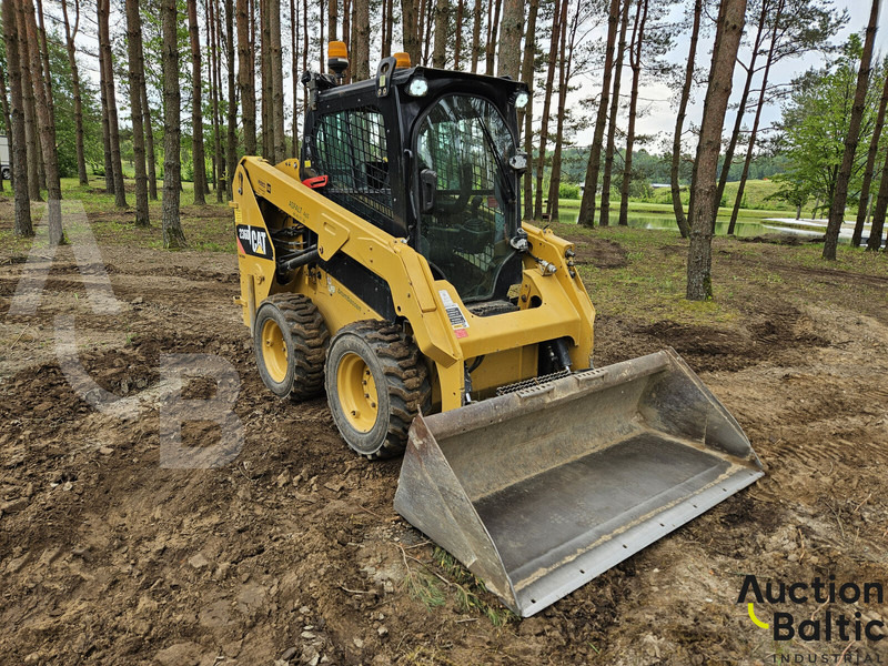Caterpillar 236 D - Мини-погрузчик с бортовым поворотом: фото 2 Caterpillar 236 D - Мини-погрузчик с бортовым поворотом: фото 2