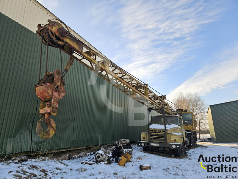 KRAZ 25 KC4562 - Вседорожный кран: фото 1 KRAZ 25 KC4562 - Вседорожный кран: фото 1