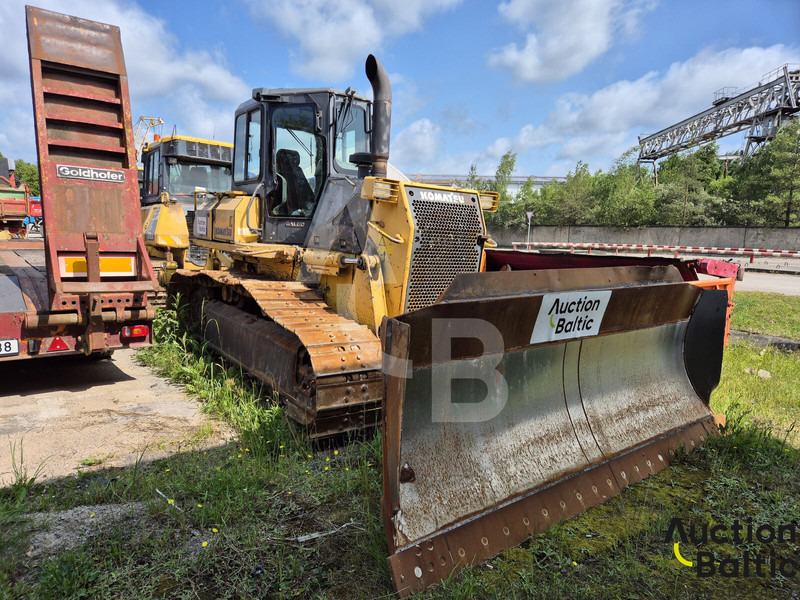 Komatsu D61EX-15 - Бульдозер: фото 1 Komatsu D61EX-15 - Бульдозер: фото 1